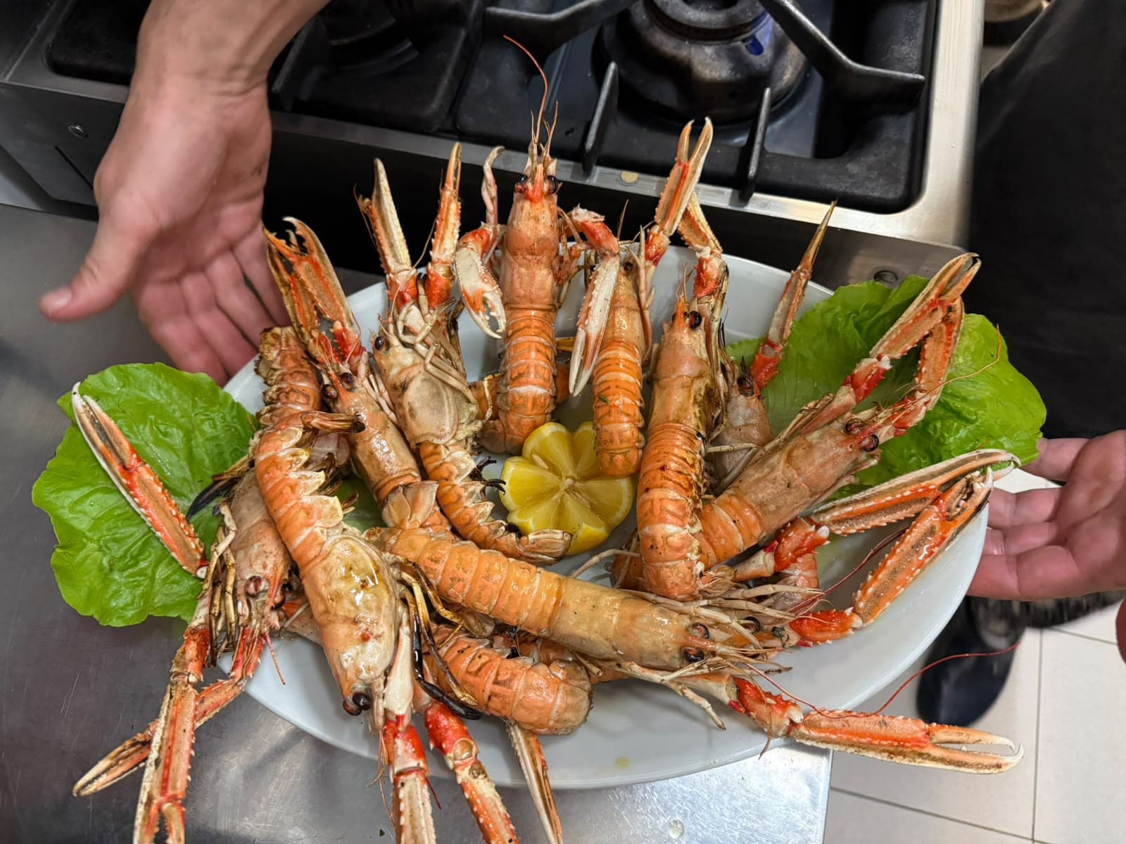 Il vassoio di scampi